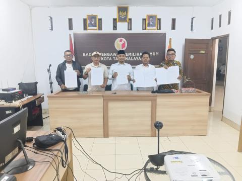 Bawaslu Kota Tasikmalaya Tandatangani Dokumen IKU 2026,