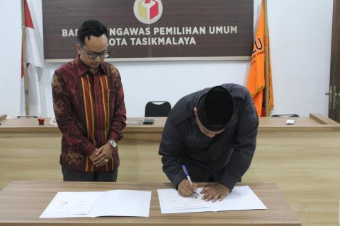 BERSAMA MEWUJUDKAN PEMILU BERSIH DAN BERINTEGRITAS!
